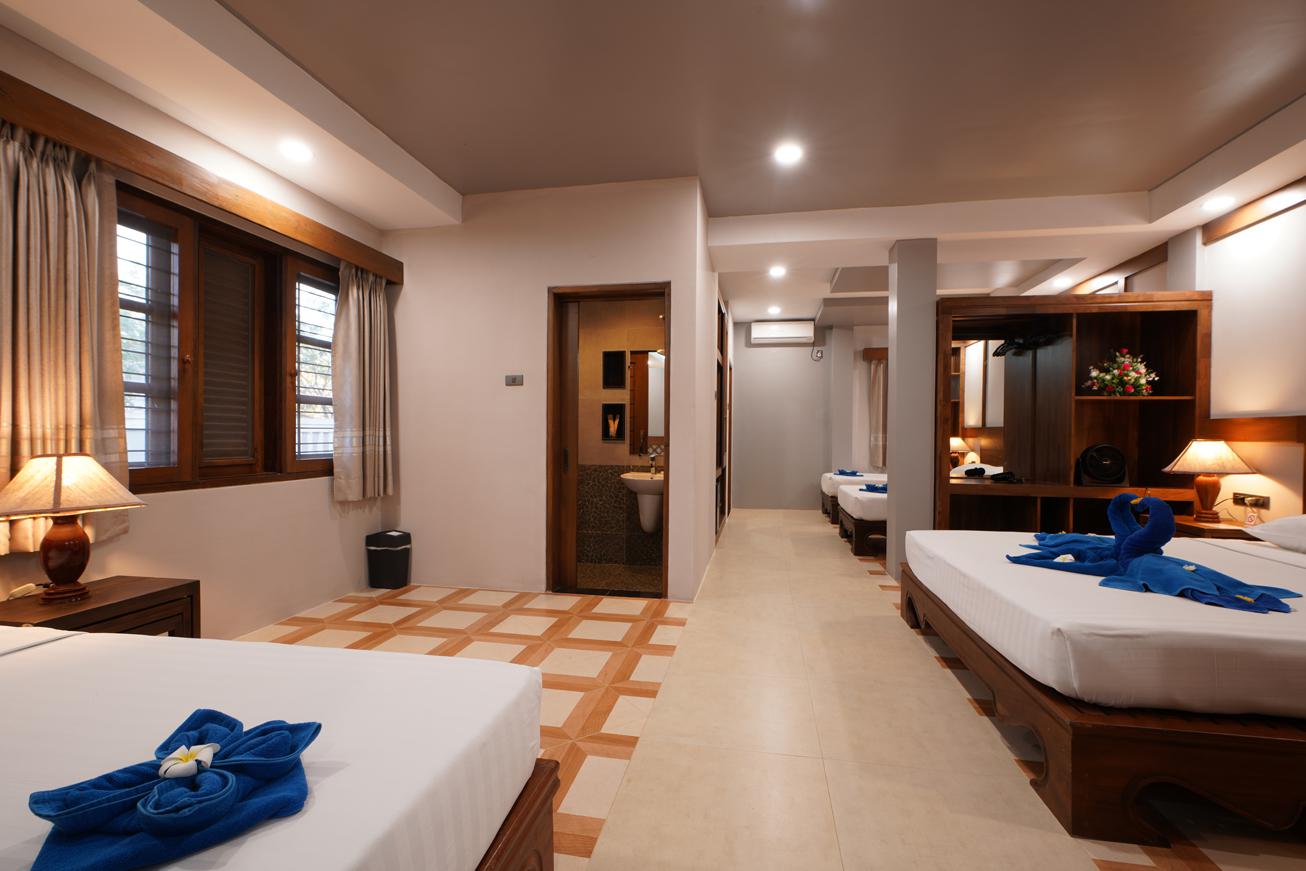 Villa Five Pack Inner View